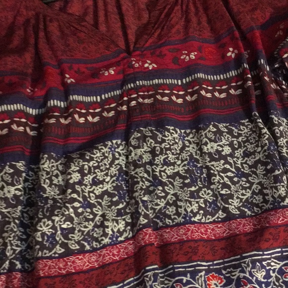 Barely worn top - Picture 3 of 4